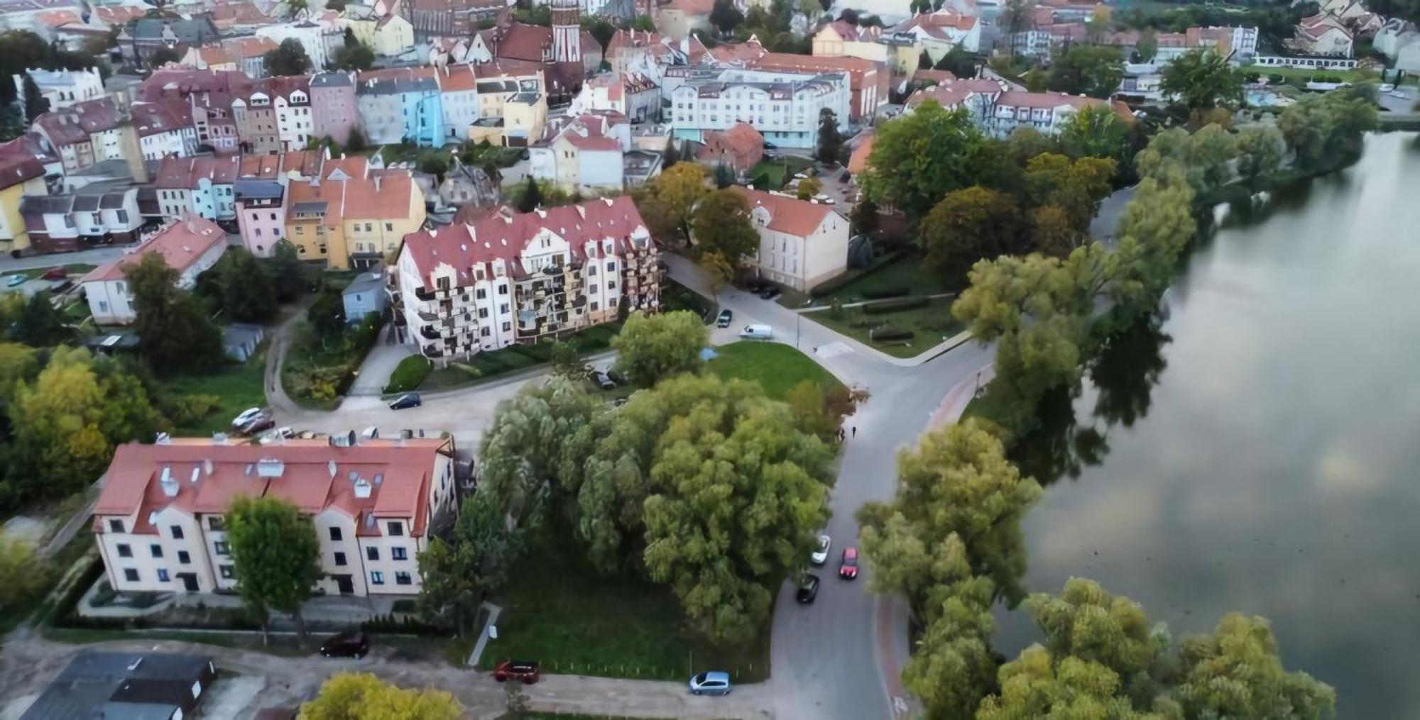 Apartament W Centrum Z Widokiem Na Jeziorko Ketrzyn Exterior photo